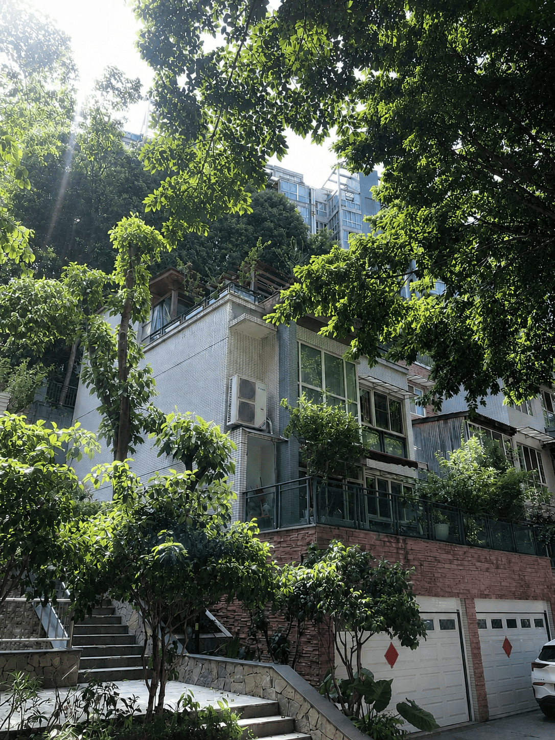 湘潭岛居岁月从容升级：小小岛老别墅加装蒂升悦行款电梯